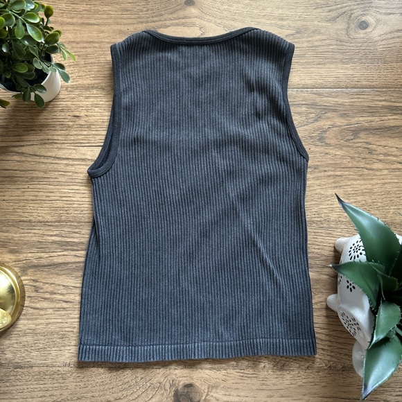 Gray Ribbed Tank Top - Picture 2 of 3